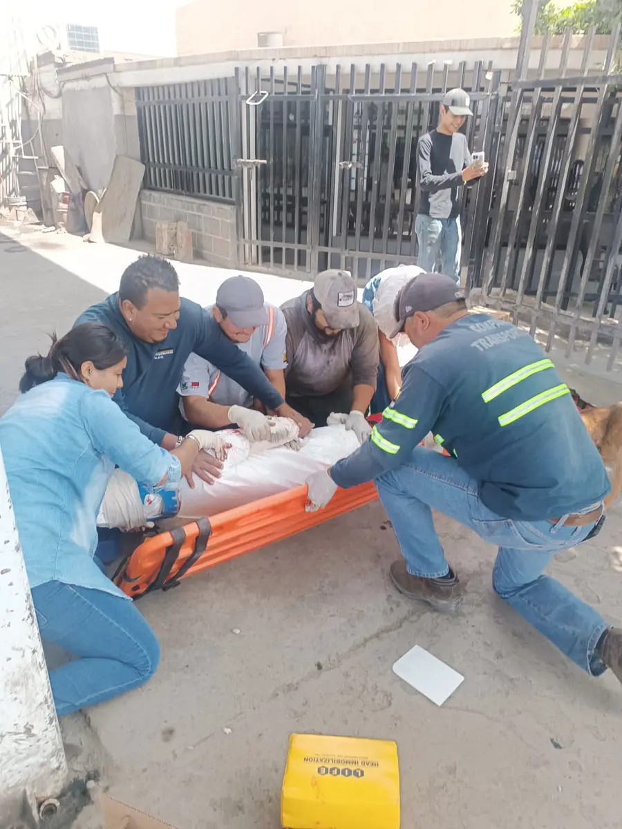 Práctica de atención inicial y movilización durante capacitación